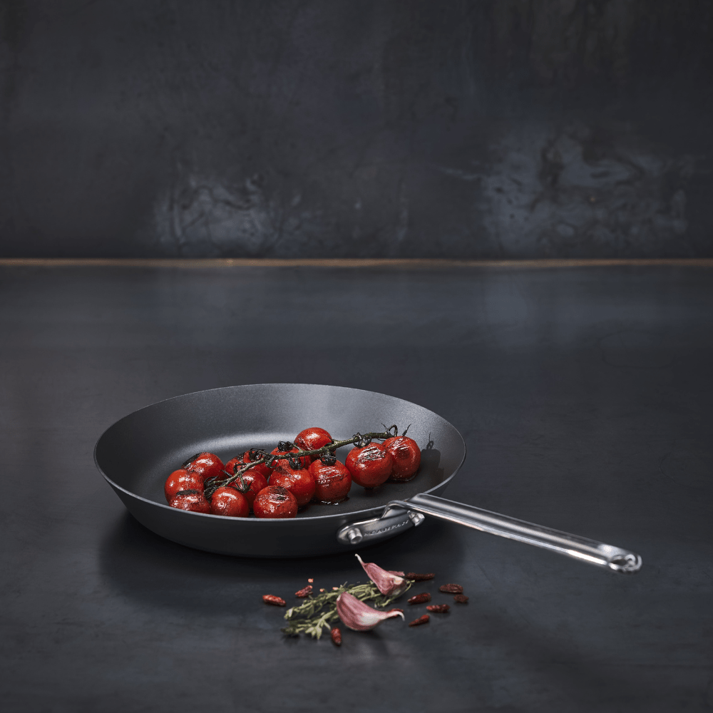 SCANPAN UK SCANPAN Black Iron 26cm Fry Pan