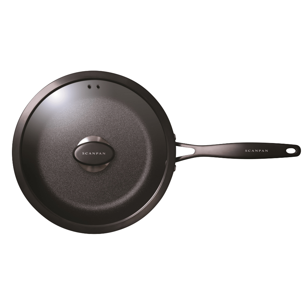 scanpan-pro-sb-26cm-deep-saute-pan-saute-pan-with lid top view